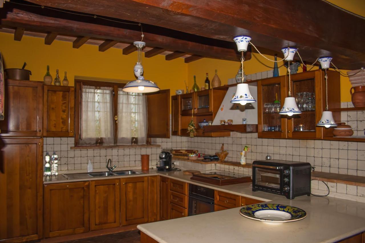 La Casa Di Betta Villa Monte Campano Luaran gambar