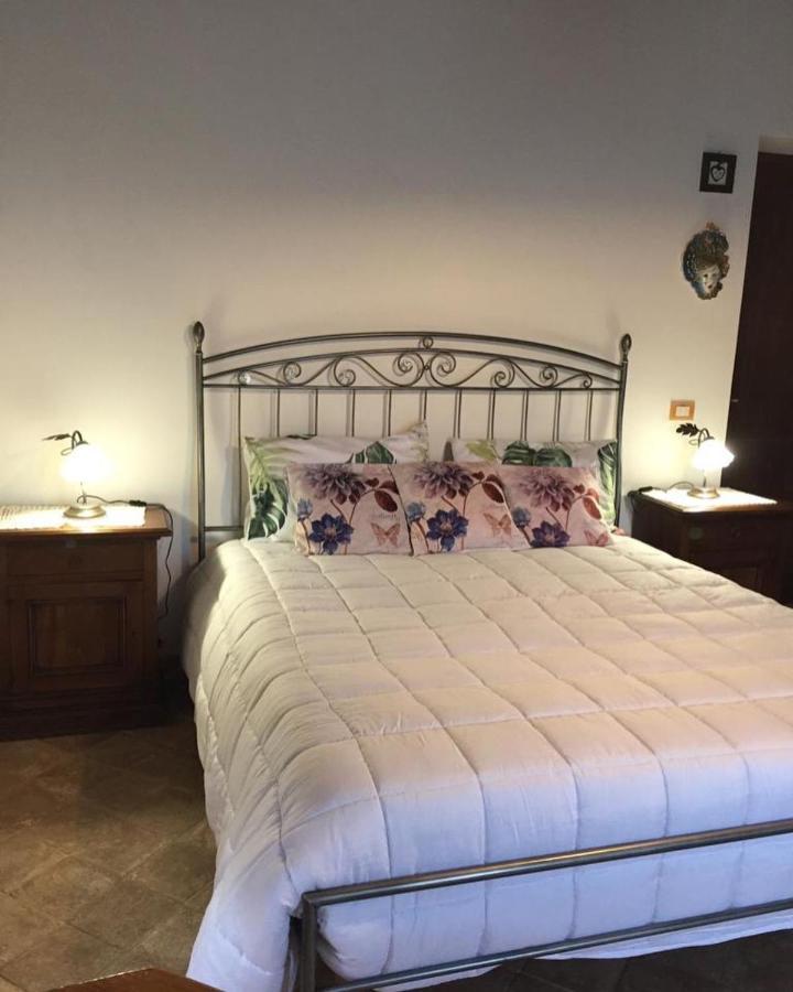 La Casa Di Betta Villa Monte Campano Luaran gambar