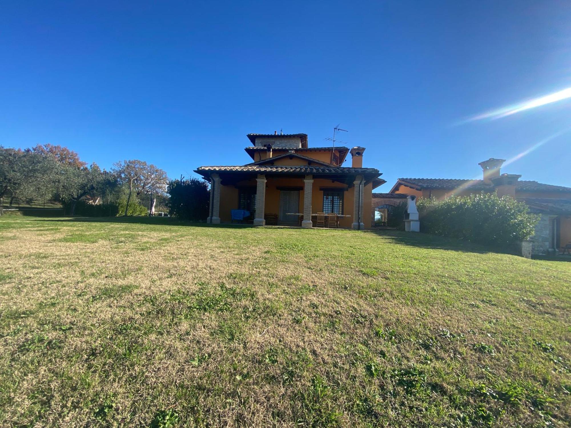 La Casa Di Betta Villa Monte Campano Luaran gambar